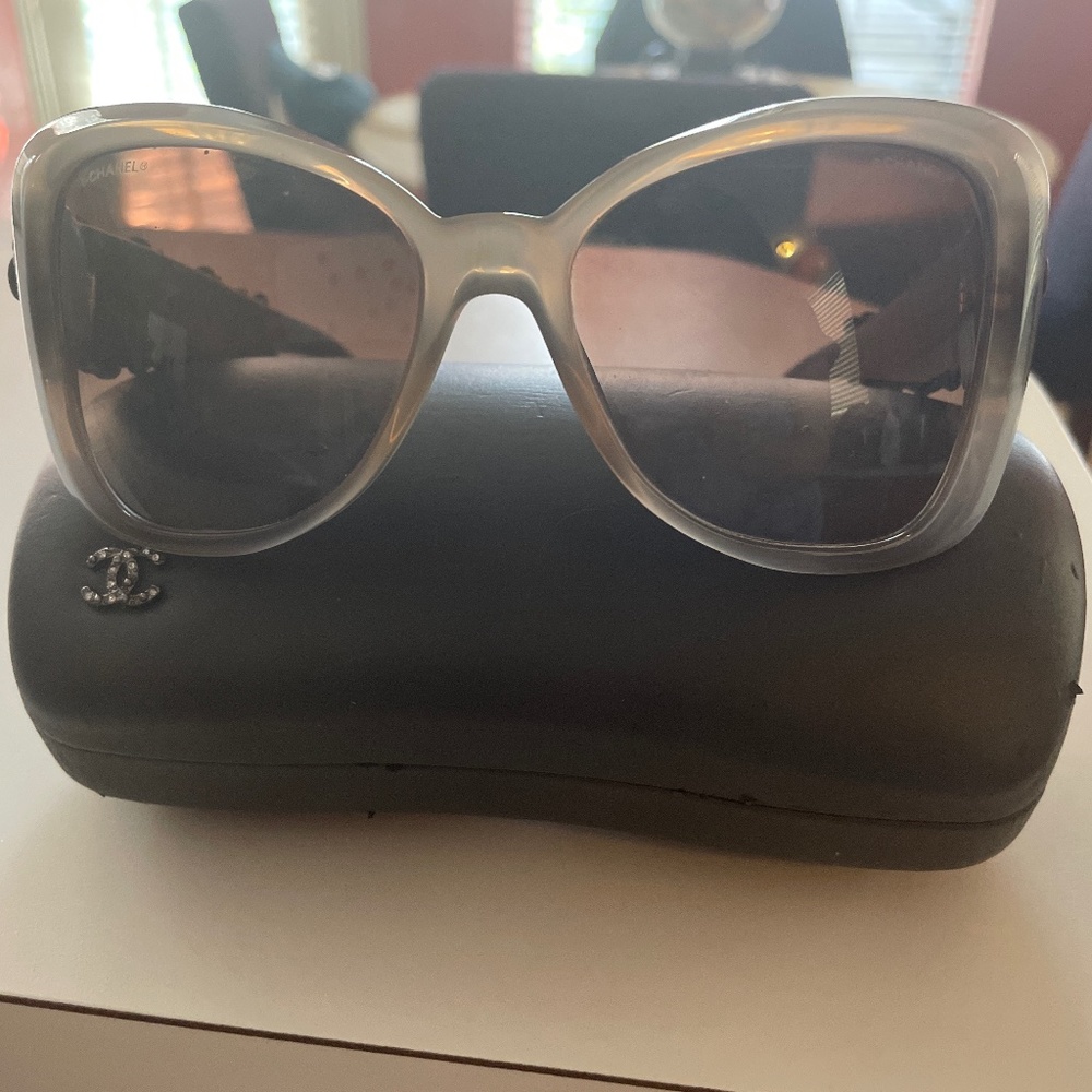 Chanel sunglasses polarized